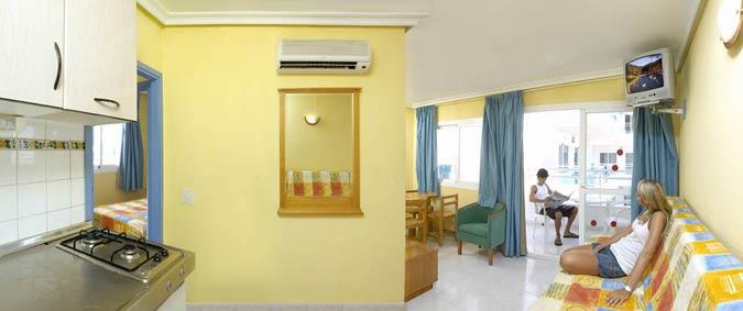 Apartamentos Mira Mola Figueretas Rum bild